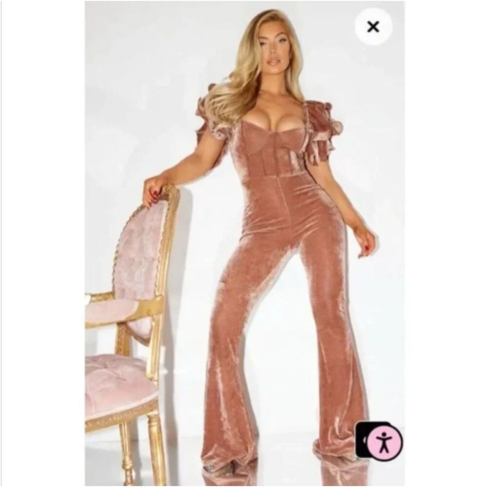 PrettyLittleThing Chocolate Velvet Lace Up Corset Back Jumpsuit NWT Size 4